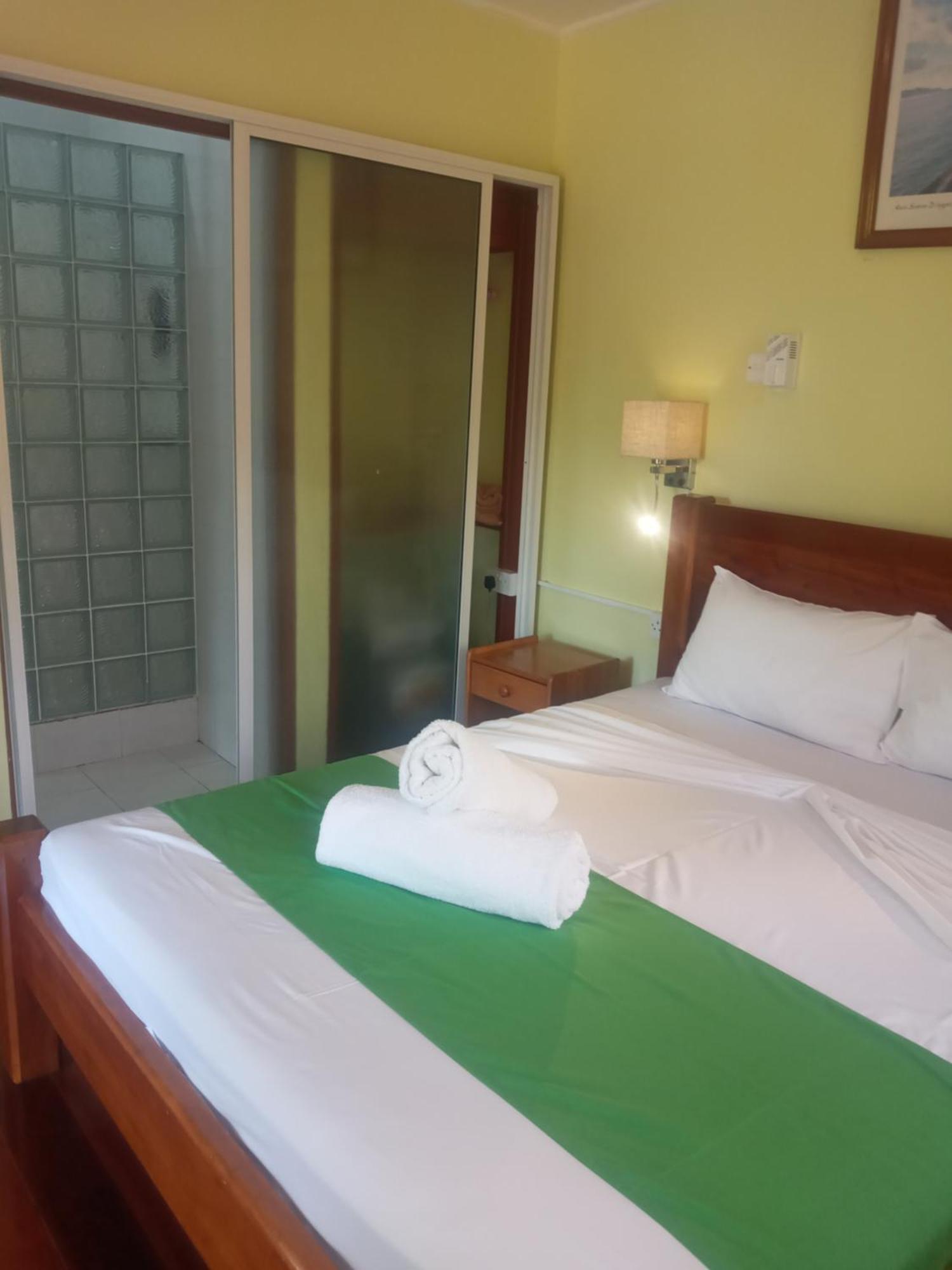 Benjamine'S Guesthouse La Digue Dış mekan fotoğraf