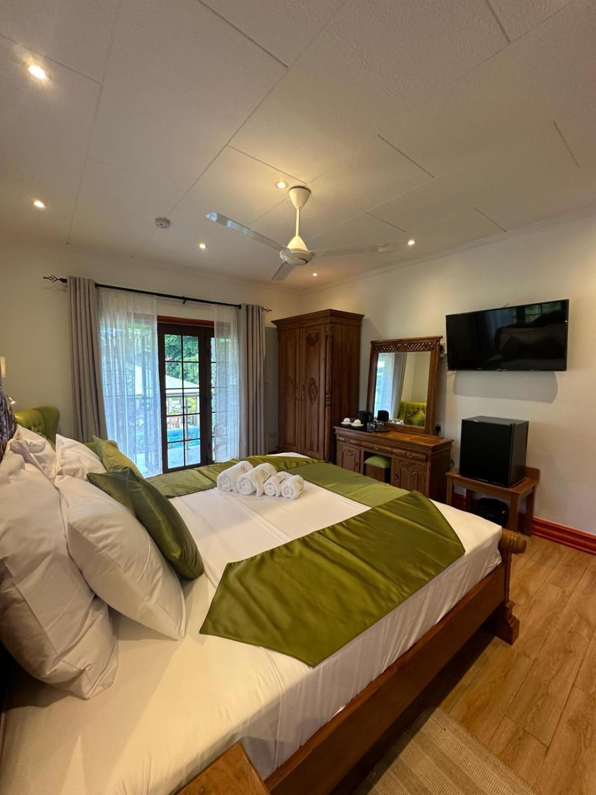 Benjamine'S Guesthouse La Digue Dış mekan fotoğraf